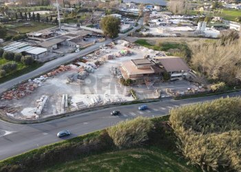 Edificio all\'aperto - Locale Commerciale via Cadolino 1, Nettuno - foto 16