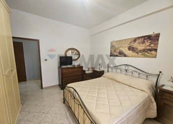 Camera / camera da letto - Four-room apartment Via Ruggiero De Fugaldo
 
1, Salerno - photo 4