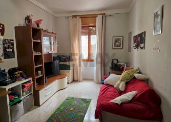 Soggiorno - Four-room apartment Via Ruggiero De Fugaldo
 
1, Salerno - photo 21