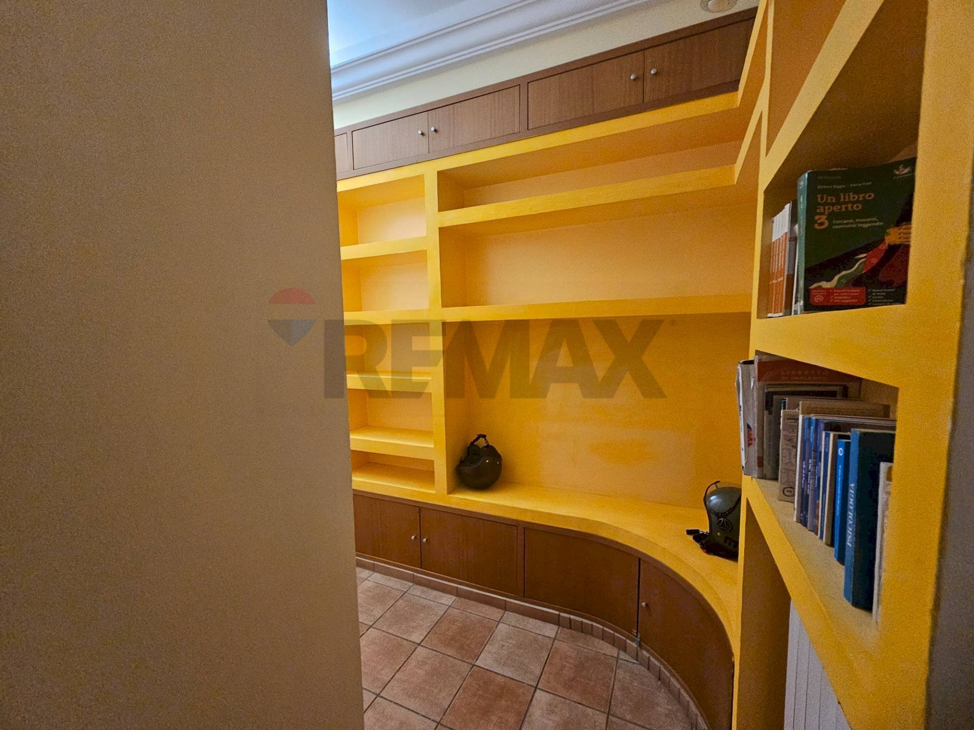 Camera / camera da letto - Three-room apartment via Luigi Cacciatore
 
57, Salerno - photo 3