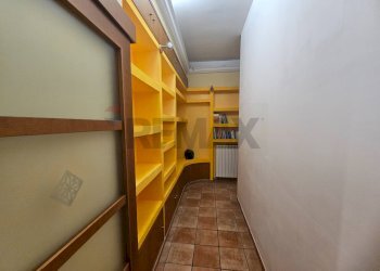 Dispensa di stoccaggio - Three-room apartment via Luigi Cacciatore
 
57, Salerno - photo 6