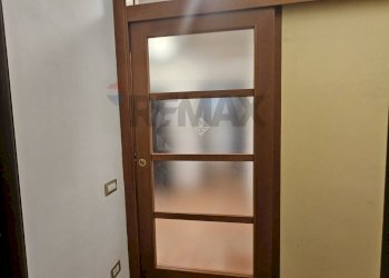 Dettagli - Three-room apartment via Luigi Cacciatore
 
57, Salerno - photo 10