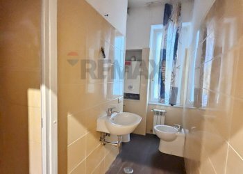 Bagno - Three-room apartment via Luigi Cacciatore
 
57, Salerno - photo 21