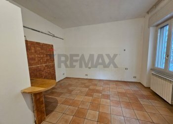 Stanza vuota - Three-room apartment via Luigi Cacciatore
 
57, Salerno - photo 26
