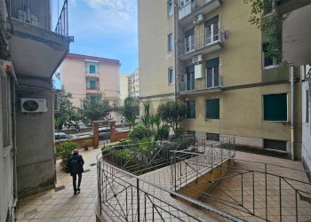 Edificio all\'aperto - Three-room apartment via Luigi Cacciatore
 
57, Salerno - photo 38