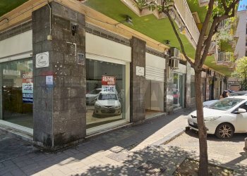 Edificio all\'aperto - Locale Commerciale Via Madonna Di Fatima
 
19, Salerno - foto 18
