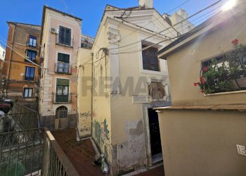 Edificio all\'aperto - Appartamento Salerno - foto 4