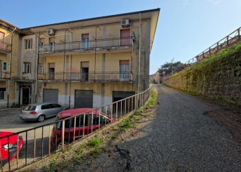 Edificio all\'aperto - Appartamento Via Giacomo Matteotti
 
14, San Marco Argentano - foto 7