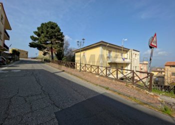 Edificio all\'aperto - Appartamento Via Giacomo Matteotti
 
14, San Marco Argentano - foto 8