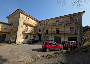 Edificio all\'aperto - Appartamento Via Giacomo Matteotti
 
14, San Marco Argentano - foto 13
