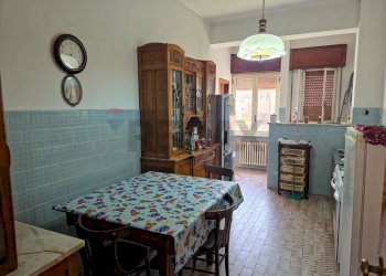 Sala da pranzo - Appartamento Via Giacomo Matteotti
 
14, San Marco Argentano - foto 42