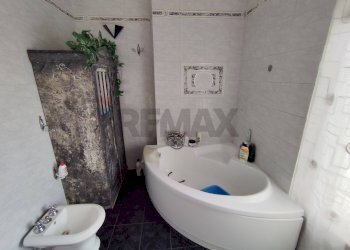 Bagno - Three-room apartment Via Antonio Cecchi
 
59, Torino - photo 9