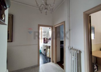 Hall / corridoio - Three-room apartment Via Antonio Cecchi
 
59, Torino - photo 10