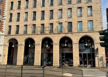 Edificio all\'aperto - Bilocale Via Cernaia
 
18, Torino - foto 1