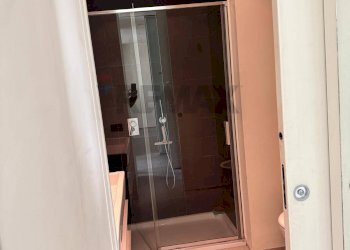 Bagno - Bilocale Via Cernaia
 
18, Torino - foto 9