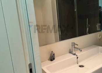 Bagno - Bilocale Via Cernaia
 
18, Torino - foto 10