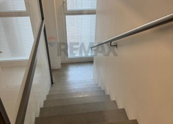 Scale - Bilocale Via Cernaia
 
18, Torino - foto 11