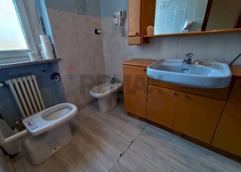 Bagno - Trilocale Corso Giulio Cesare
 
136, Torino - foto 17