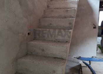 Scale - Rustic via Anna Maria Ponzinibio
 
7, Primaluna - photo 15