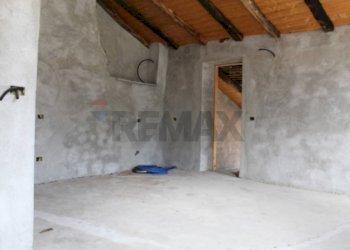 Parcheggio - Rustic via Anna Maria Ponzinibio
 
7, Primaluna - photo 25