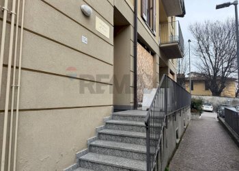 Edificio all\'aperto - Ufficio Via Volta, Bulciago - foto 6