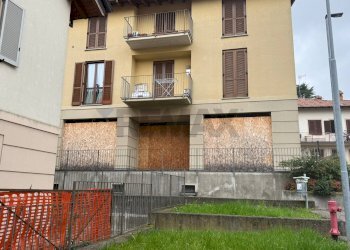 Edificio all\'aperto - Ufficio Via Volta, Bulciago - foto 11