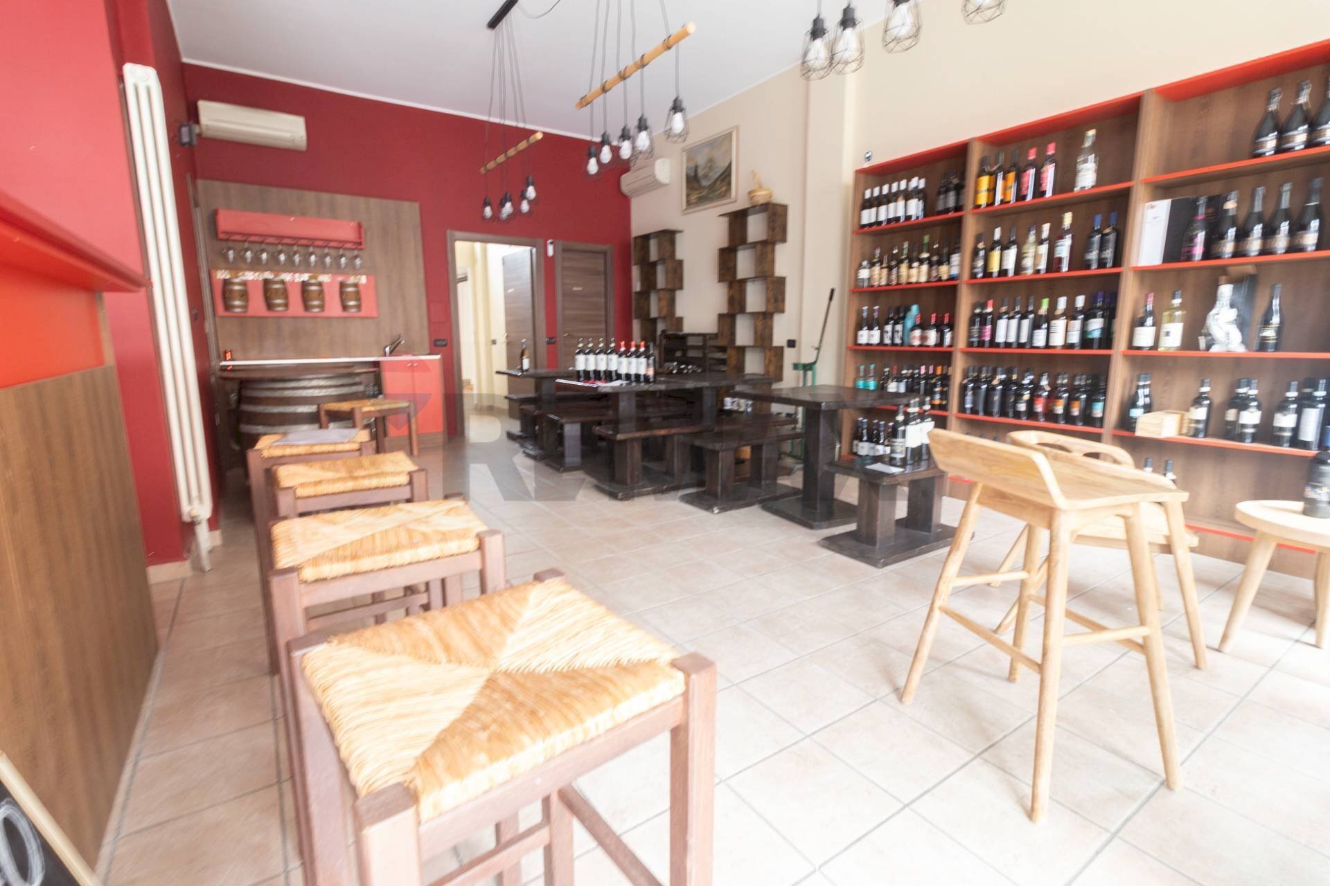 Sala da pranzo - Commercial Activity via Corsica
35, Dolzago - photo 3