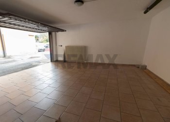 Stanza vuota - Commercial Activity via Corsica
 
35, Dolzago - photo 11