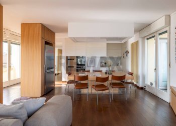 Sala da pranzo - Quadrilocale Via Cavour
 
14/C, Casatenovo - foto 6