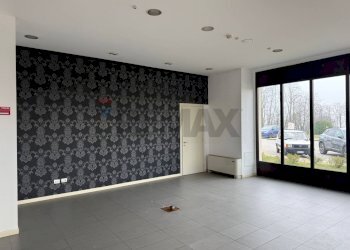 Stanza vuota - Office Via Don Lorenzo Milani
 
28, Casatenovo - photo 1