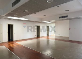 Stanza vuota - Office Via Don Lorenzo Milani
 
28, Casatenovo - photo 5