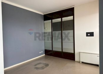 Stanza vuota - Office Via Don Lorenzo Milani
 
28, Casatenovo - photo 12