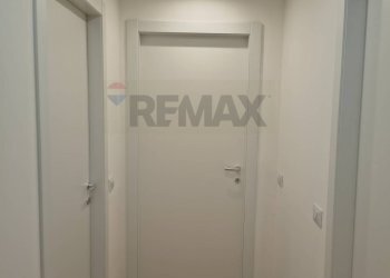 Hall / corridoio - Three-room apartment viale Campania
 
56, Monza - photo 18