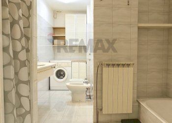 Bagno - Bilocale Via Comasina
 
85, Milano - foto 30