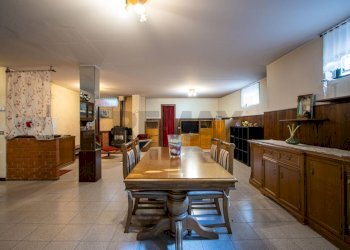 Sala da pranzo - Villa via Giuseppe Verdi
 
10, Arcore - foto 39