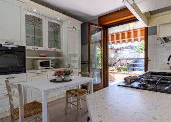 Cucina - Villa via Giuseppe Verdi
 
10, Arcore - foto 61