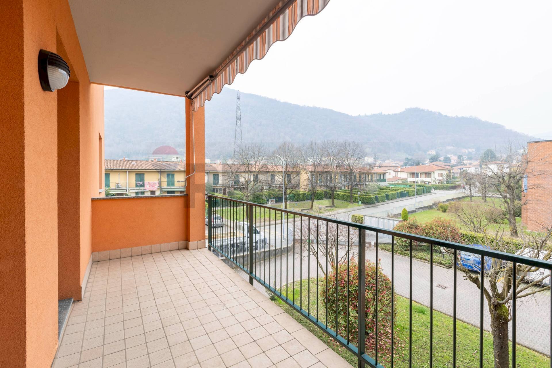 Balcone - Four-room apartment Via Della Libertà
 
3, Airuno - photo 1