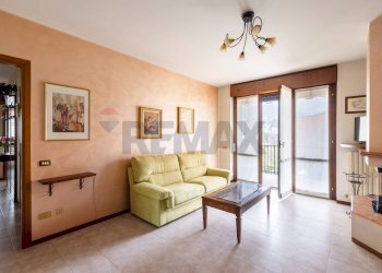 Soggiorno - Four-room apartment Via Della Libertà
 
3, Airuno - photo 3