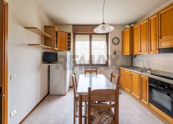 Cucina - Four-room apartment Via Della Libertà
 
3, Airuno - photo 8