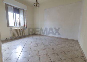 Camera da Letto - Villa Via Sicilia
 
12, Desio - photo 13