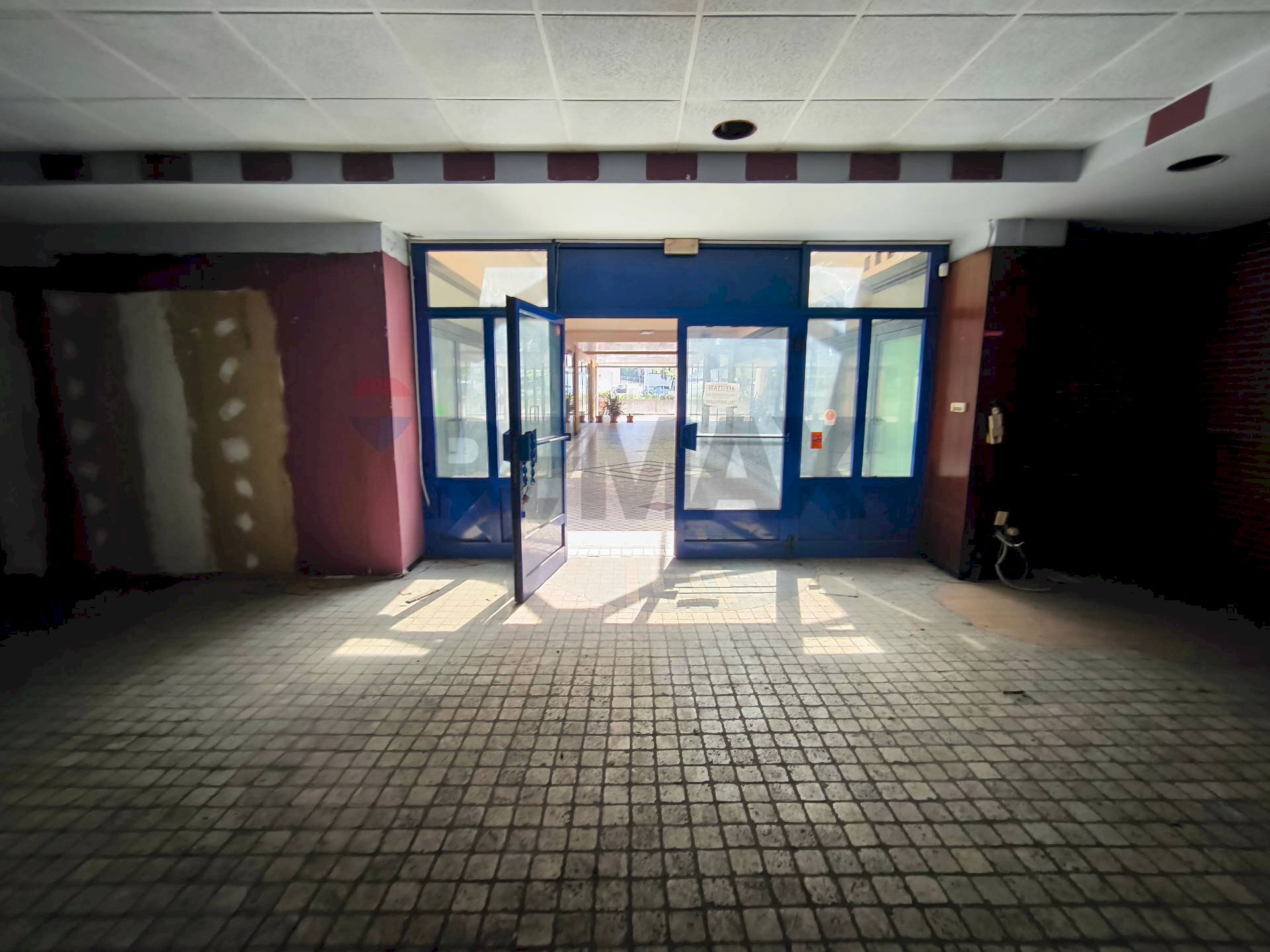 Ricezione / Lobby - Locale Commerciale Perugia - foto 1