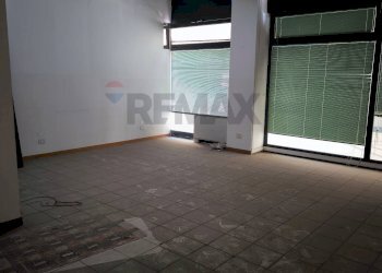 Stanza vuota - Locale Commerciale Perugia - foto 3