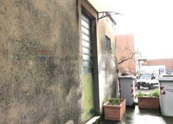 Balcone - Commercial Premises San Quirico
 
203/205, Campi Bisenzio - photo 19