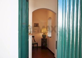 Hall / corridoio - Three-room apartment Lastra a Signa - photo 3