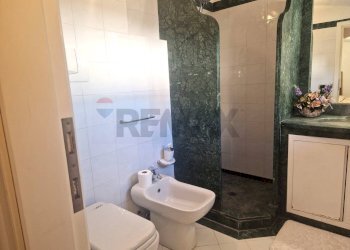 Bagno - Three-room apartment Lastra a Signa - photo 42