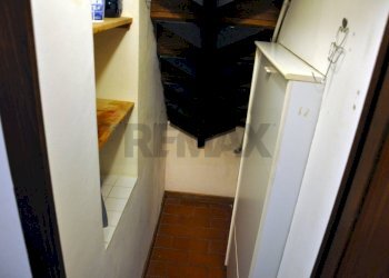 Cabina armadio - Three-room apartment Lastra a Signa - photo 43
