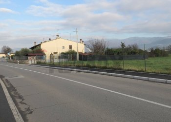 Edificio all\'aperto - Agricultural land VIA VISIANA
156, Prato - photo 3