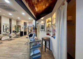 SALA PRINCIPALE - Attività Commerciale Pistoia - foto 4