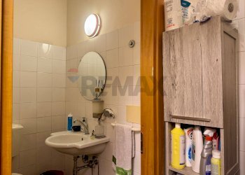Bagno - Attività Commerciale Pistoia - foto 8