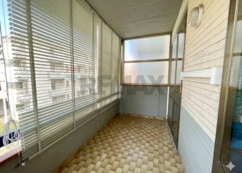 Balcone lato soggiorno - Quadrilocale Via Ardengo Soffici
 
9, Firenze - foto 6